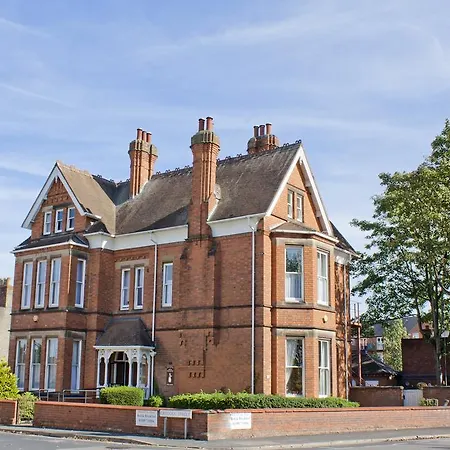 Holywell House-2